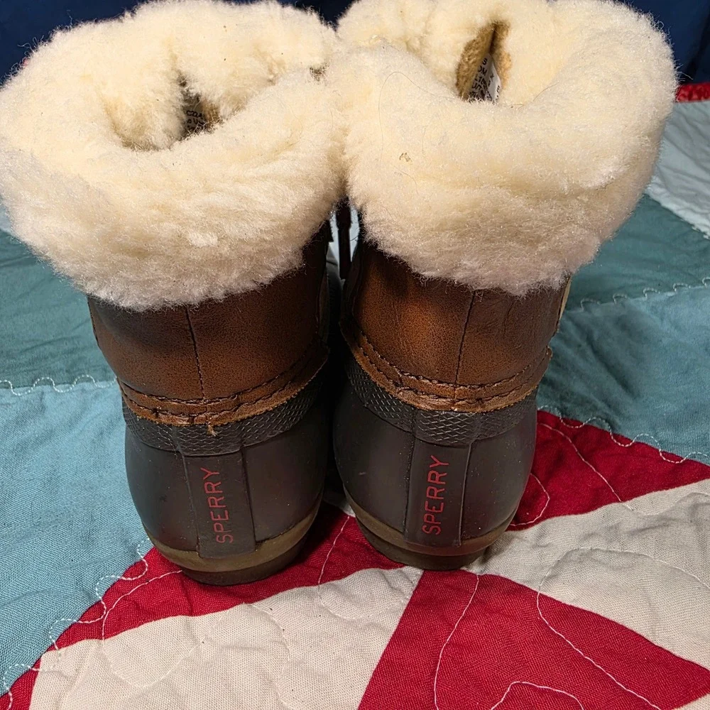 Sperry Saltwater Duck Boots Kids Size 10 Brown Tan Faux‎ Fur Waterproof Zip